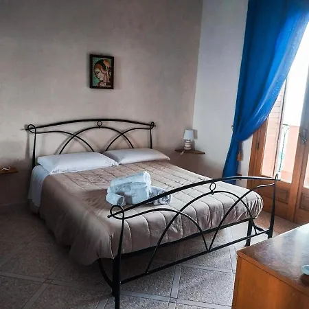 Le Arcate * فوروري