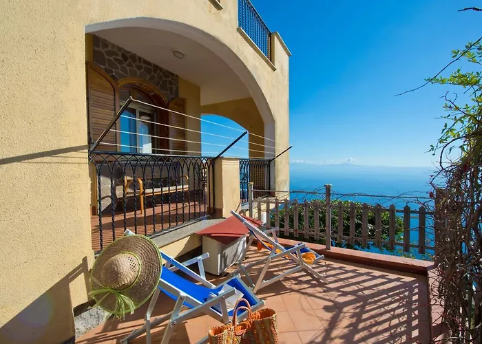 Le Arcate Фуроре